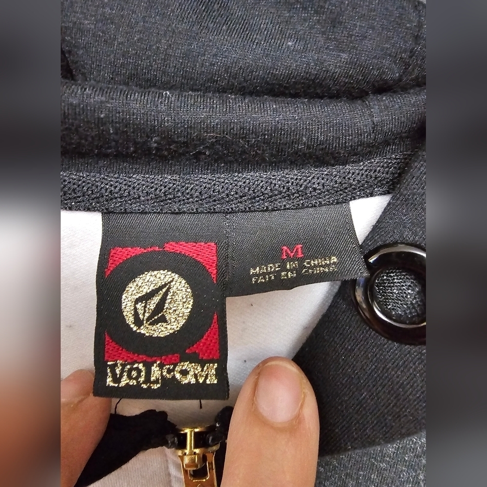 Volcom Full Zip Sweatshirt - Picture 14 of 16